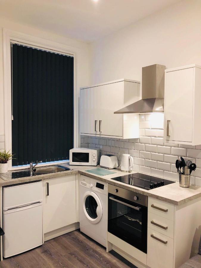 Albert Luxury Hottub & Jacuzzi Apartments Blackpool Exterior photo