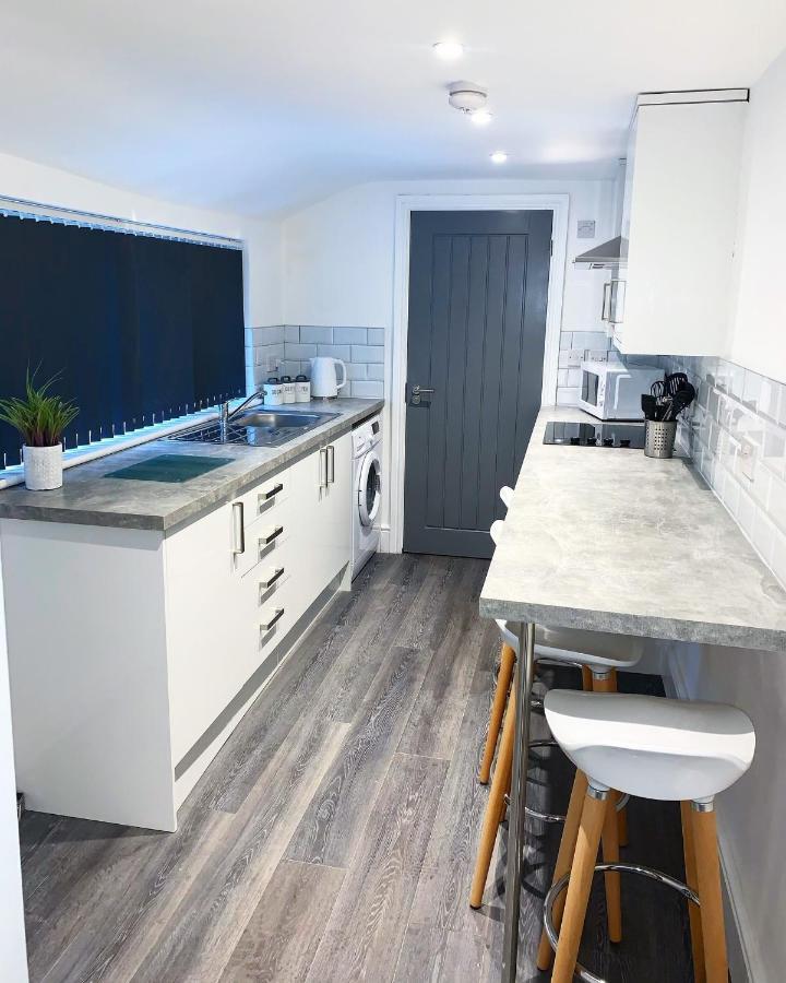 Albert Luxury Hottub & Jacuzzi Apartments Blackpool Exterior photo
