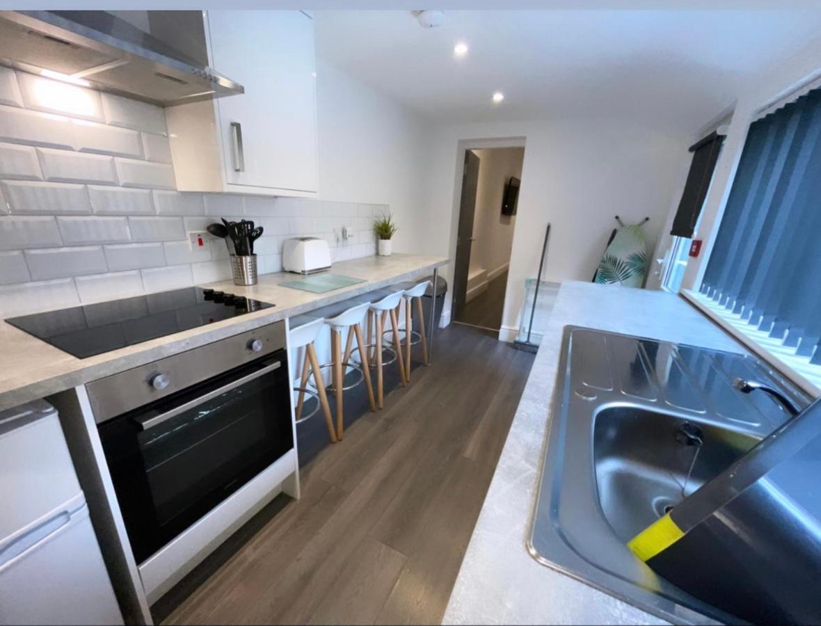 Albert Luxury Hottub & Jacuzzi Apartments Blackpool Exterior photo