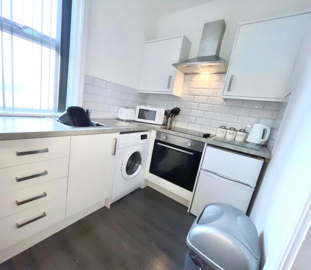 Albert Luxury Hottub & Jacuzzi Apartments Blackpool Exterior photo