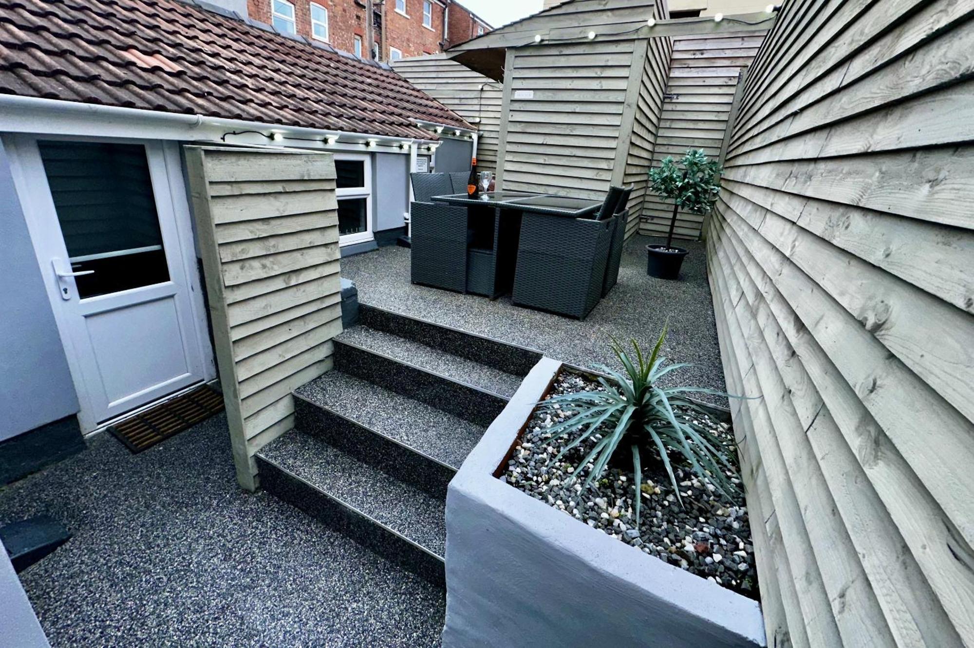 Albert Luxury Hottub & Jacuzzi Apartments Blackpool Room photo